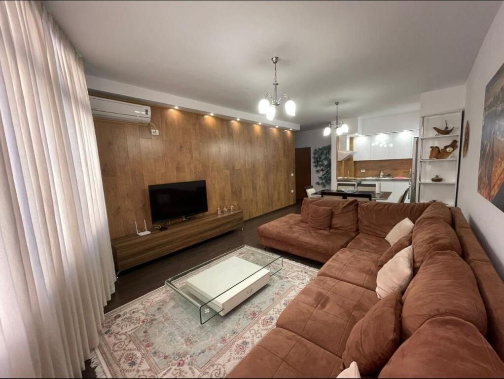 Apartament 2+1+2 per shitje ne Astir!