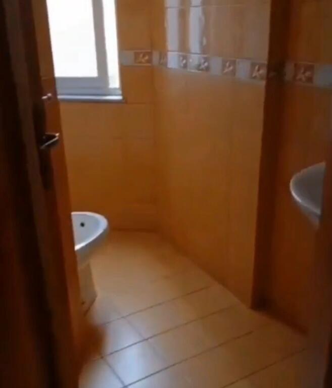 Apartament 2+1, Ish Tregu Elektrik!