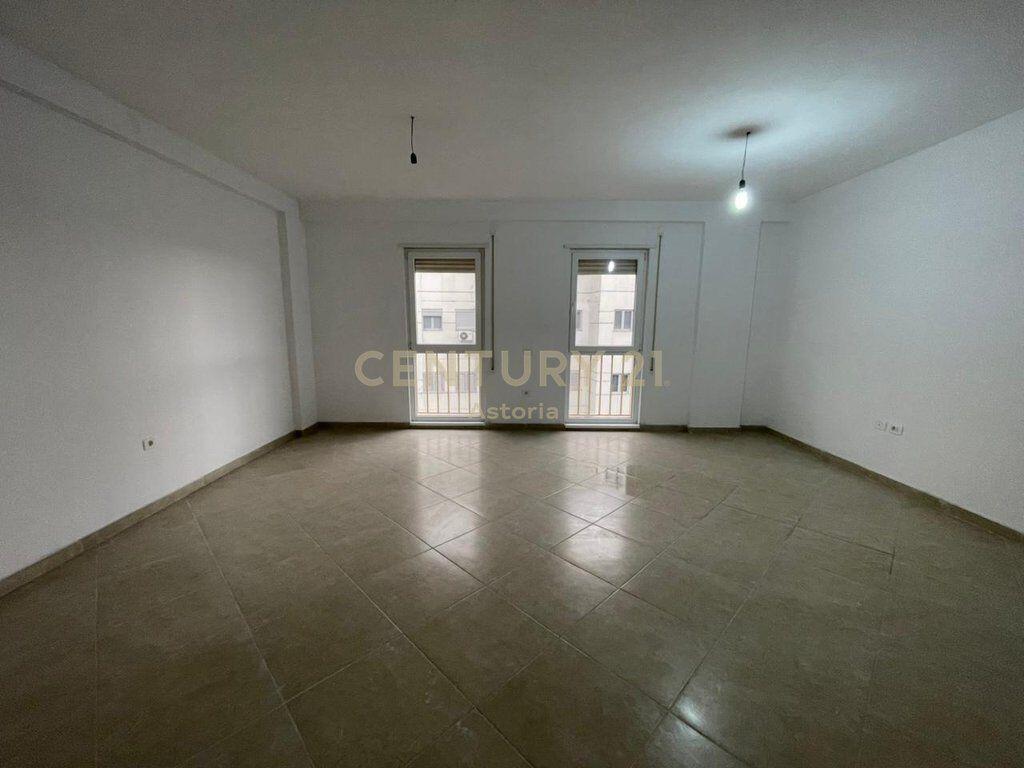 Apartament 2+1 per shitje tek Rezidenca Euro 3D, Selite