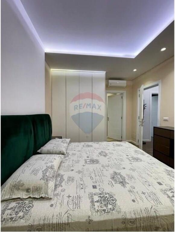 APARTAMENT 2+1 PLUS PARKIM TE KOMPLEKSI PANORAMA!