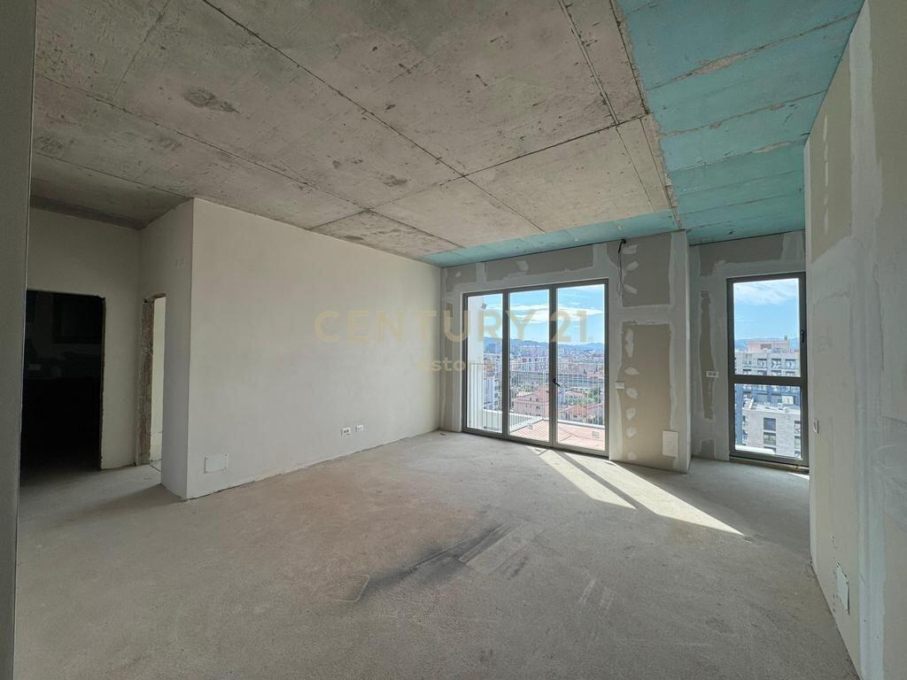 SHITET APARTAMENT 3+1+2 TE "PARK AVENUE", BULEVARDI I RI okazion

