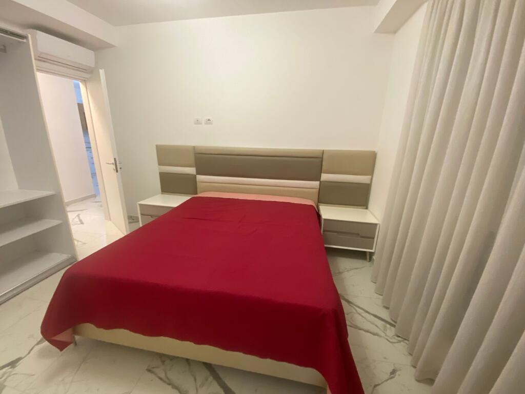 2+1, furnished with parking space, myslym shyri, 750 euro