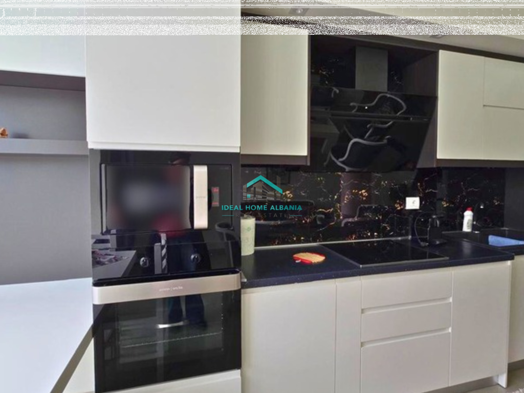 Appartamento 2+1 in Affitto – Zona della Chiesa Ortodossa, Vlore.