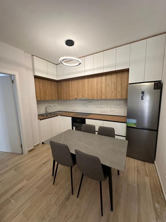 Apartment 2+1 for rent – Bulevardi i Ri