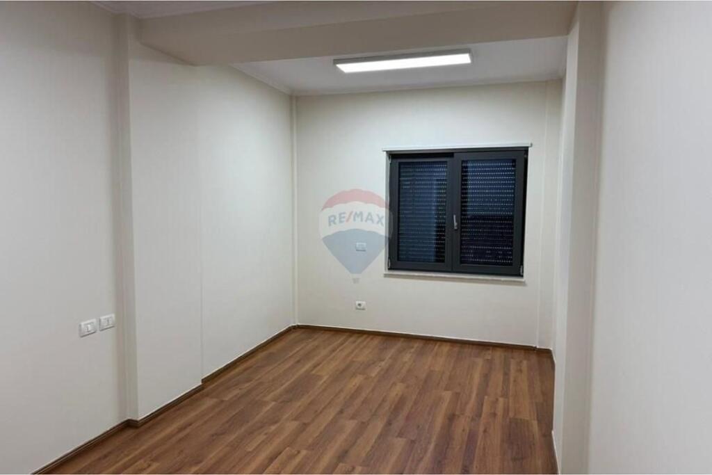 APARTMENT 3+1+2 FOR SALE IN ZOGU I ZI