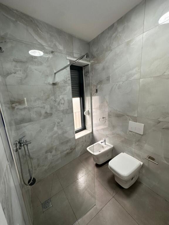 Apartment 2+1 for rent – Bulevardi i Ri