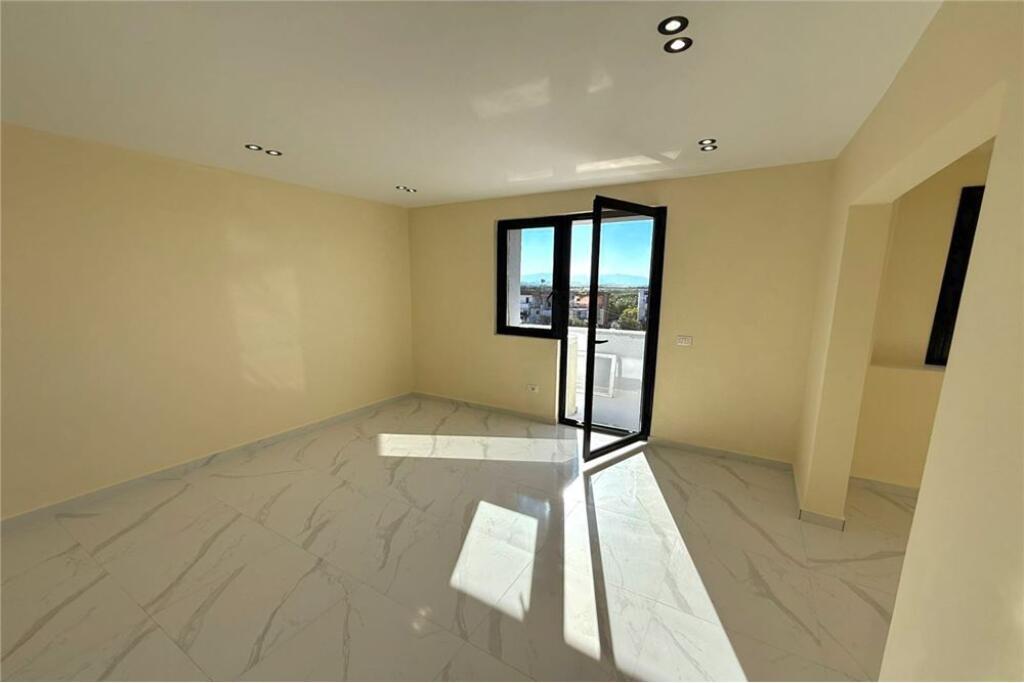 Apartment 1+1 for sale in Novosel, Vlore