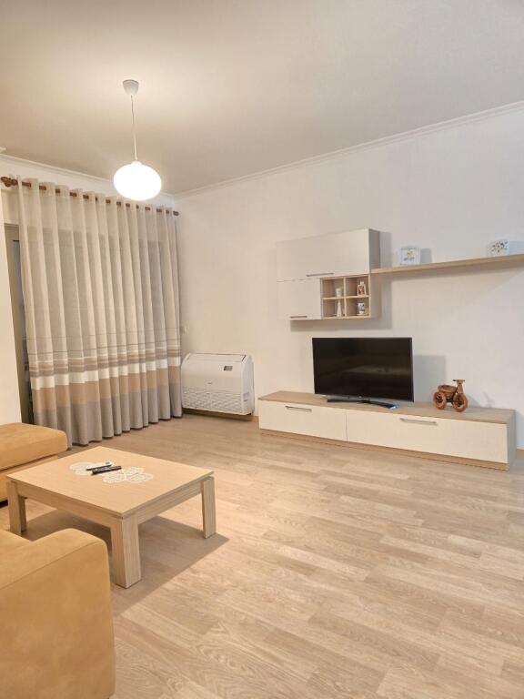 1+1 + parking space for rent, Delijorgj