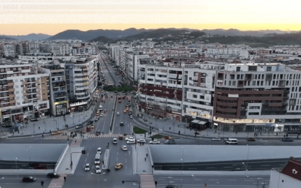 JEPET ME QERA APARTAMENT 2+1 "NE YZBERISHT" 500 EURO