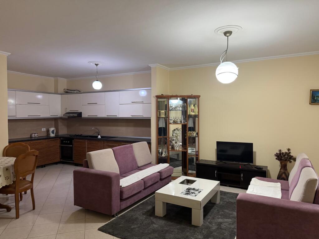 Near Bar Oslos Astir