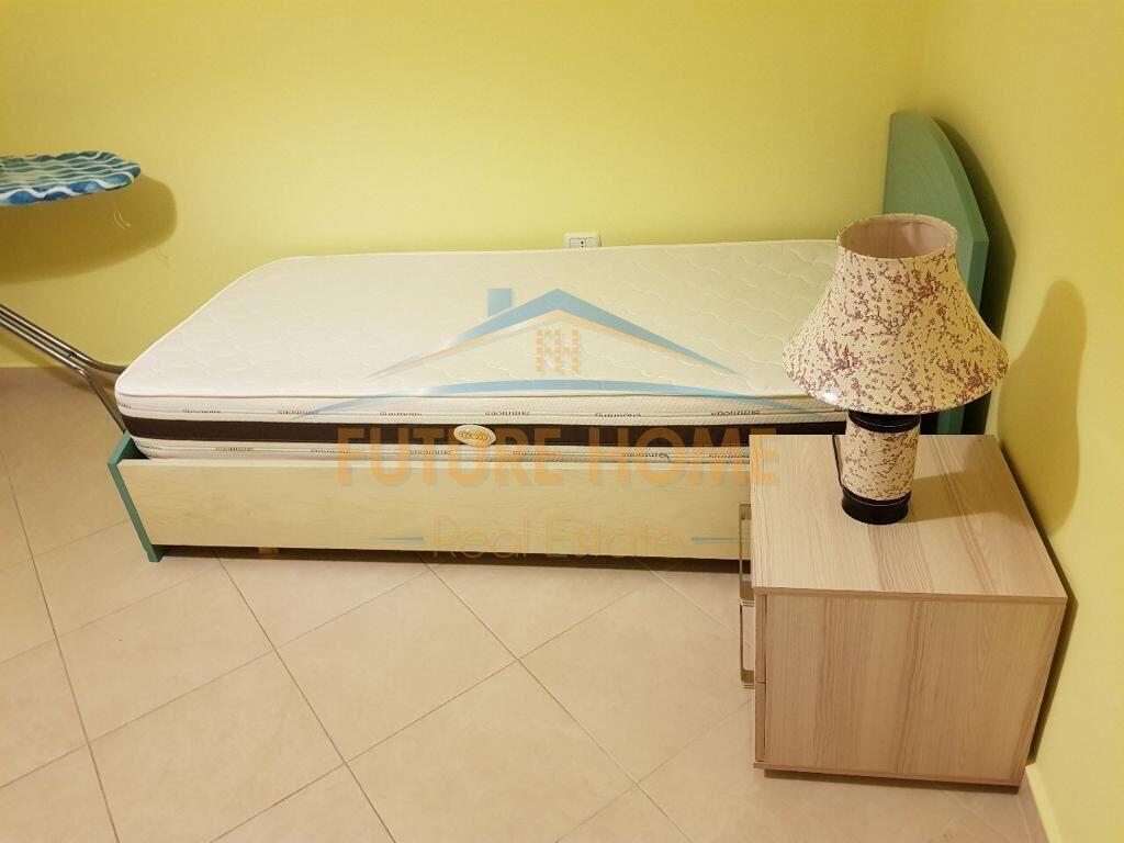 For rent 2+1+2 at Barrikadave street