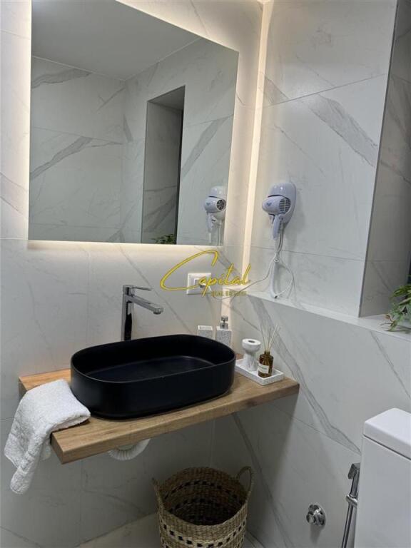 APARTAMENT ME QIRA 2+1 ISH TREGU ELEKTRIK 70.000 LEKE