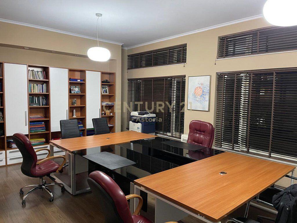 OFFICE SPACE FOR RENT AT THE FORMER EXHIBITION, OPPOSITE THE COURT.