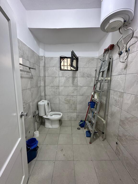 Apartment/ Office For Rent in Center / Cafe Flora