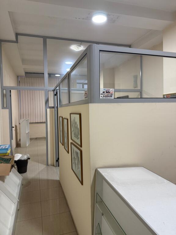 Zyre me qira te Ish Ekspozita