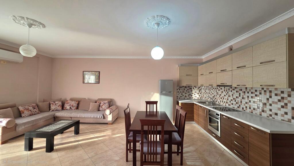 Apartament 2+1 ne shitje ne Skele,Vlore