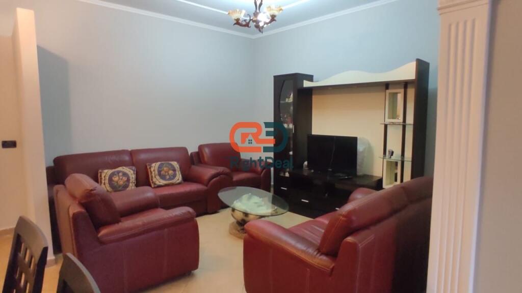 Tek Delijorgji ,Jepet Me Qira Apartament 2+1 I Mobiluar!!!