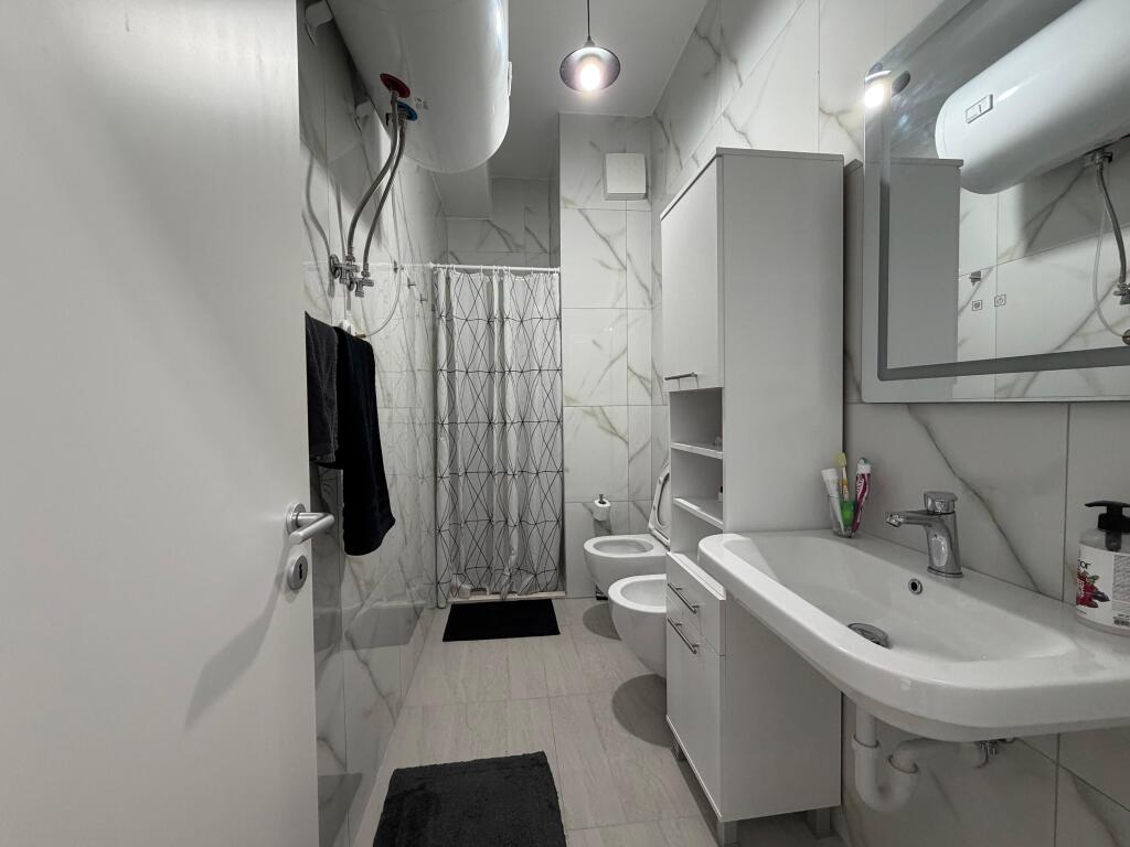 SHITET APARTAMENT 2+1 📍 Kompleksi Mangalem 21 – Ali Dem