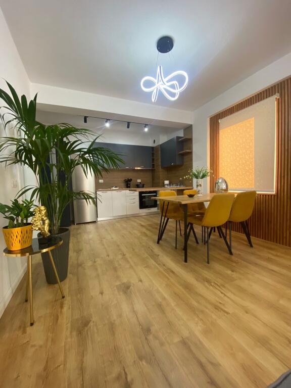 Shitet Apartament 1+1 ne golem