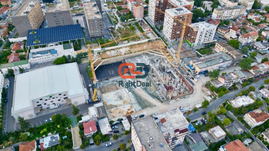 Cmim Okazion! Tek Art N'Lagje, Shitet Apartament 2+1+2, Mundesi Ideale Investimi !!