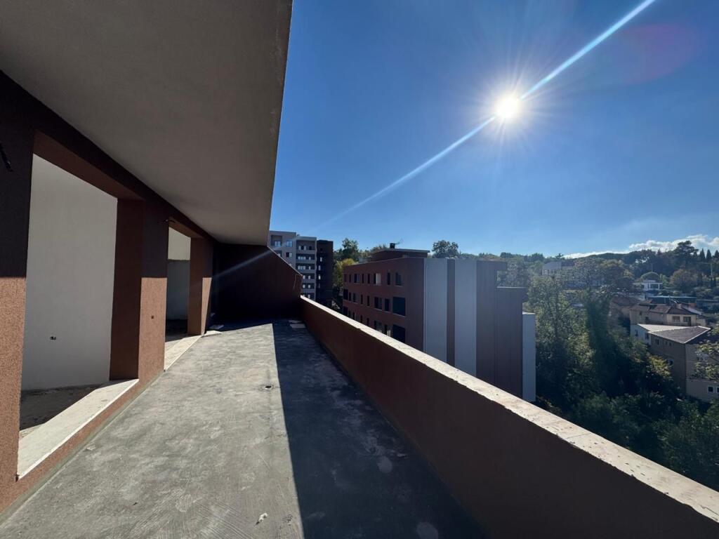 FOR SALE APARTMENT 2+1+2 ELBASAN STREET, BRIGADES BUILDING