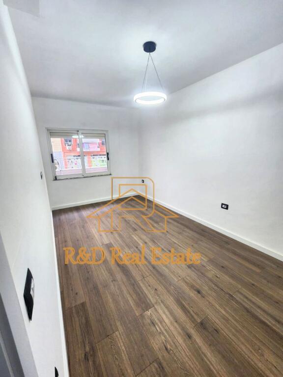 🏠 APPARTAMENTO IN VENDITA – Comune di Parigi