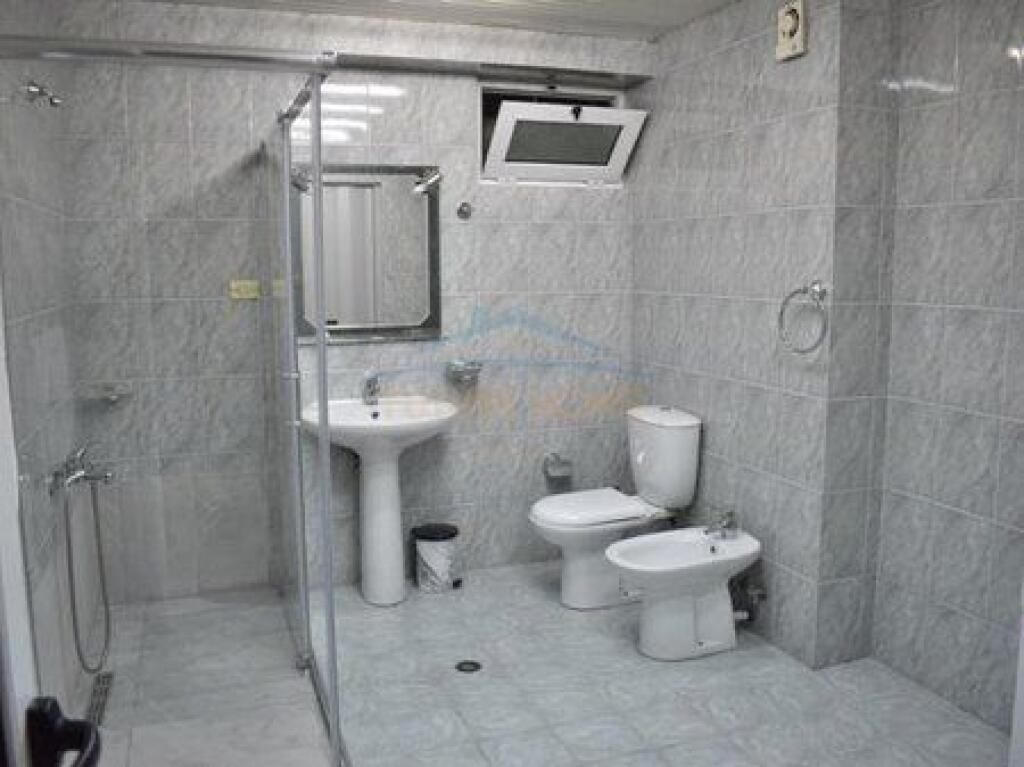 Qira, Apartament 2+1, Sheshi Wilson, Tiranë