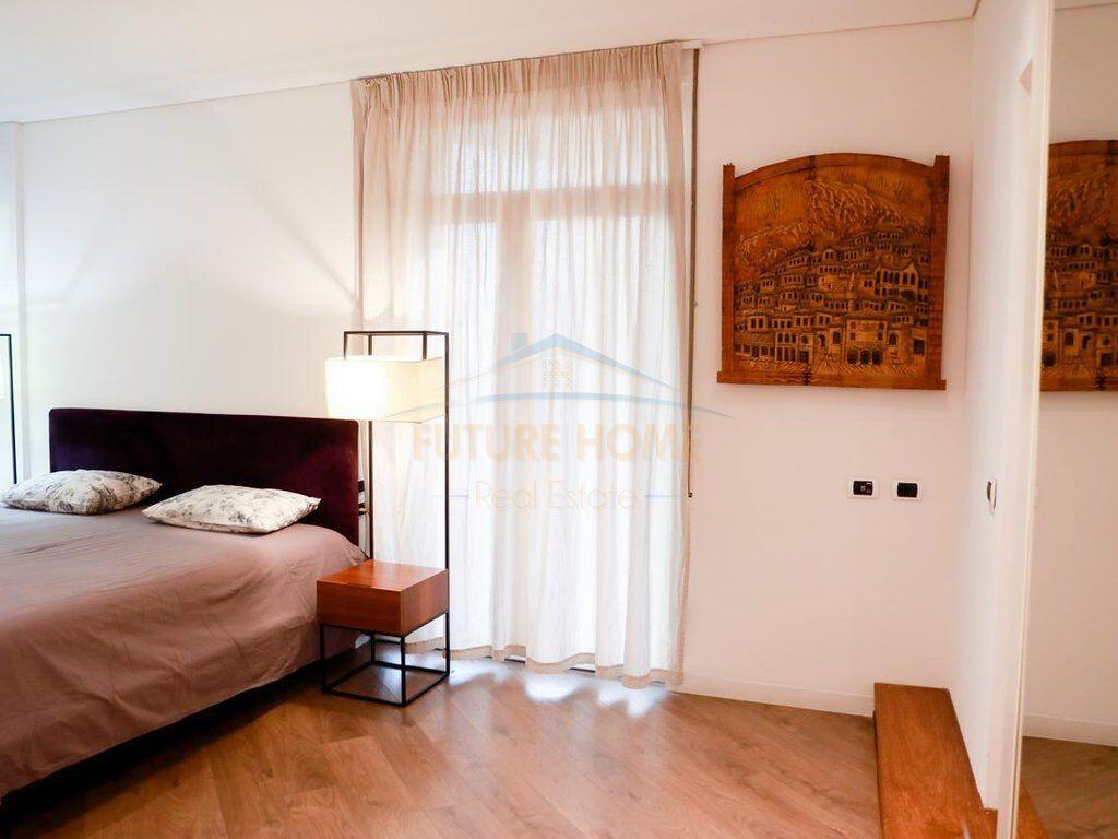 Shitet, Apartament 2+1+2, Selvia, Tiranë.