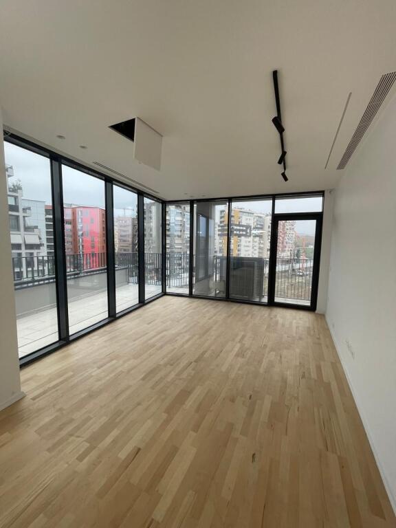 Shitet Apartament 2+1+2 , 📍Lake View