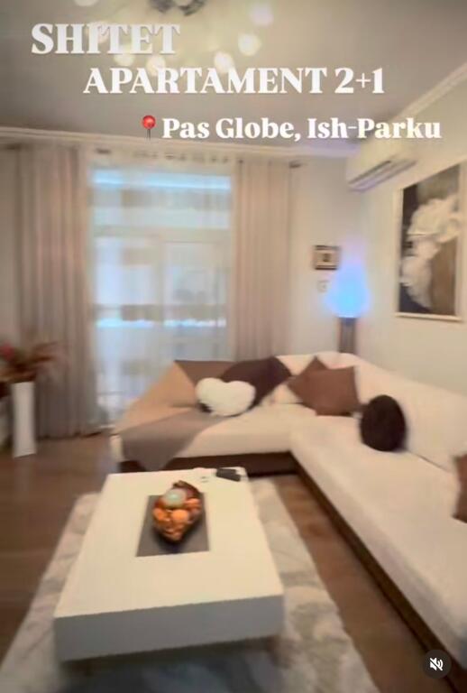 2+1,mbrapa globe te ish parku,cmimi 220.000 euro