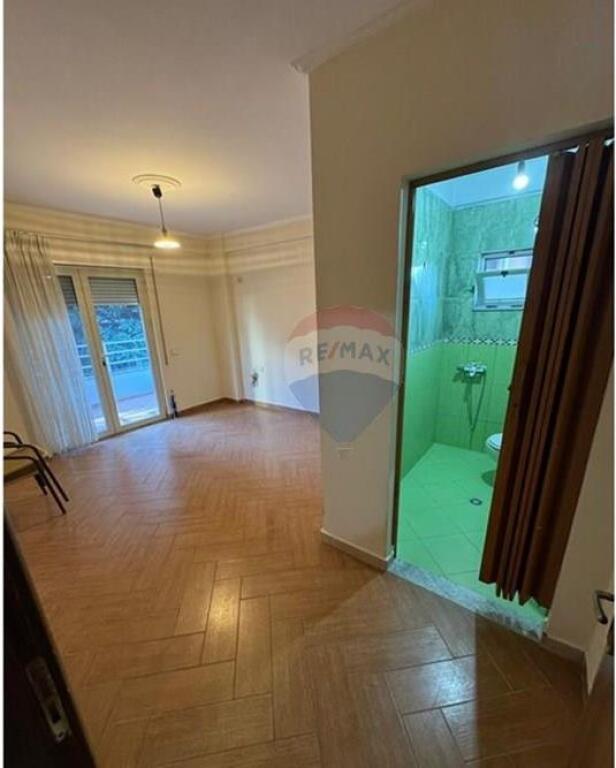 Apartament - Për Shitje - Rruga Misto Mame, Tiranë(ID: 530361001-956)