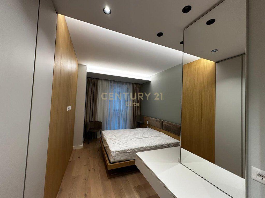 Qira, Apartament 2+1+2+Post Parkimi, Stadiumi Qemal Stafa