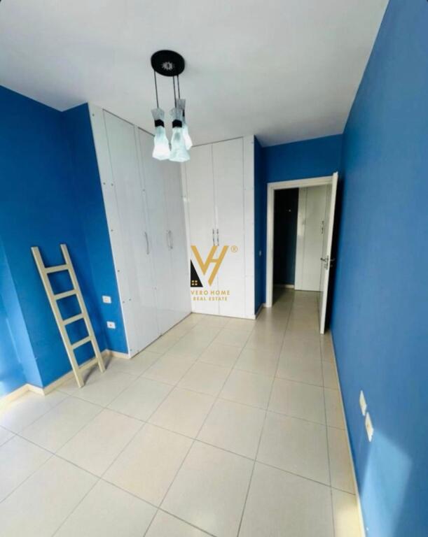 SHITET APARTAMENT 2+1+BLK TE UNAZA E RE 13.500.000 LEKE
