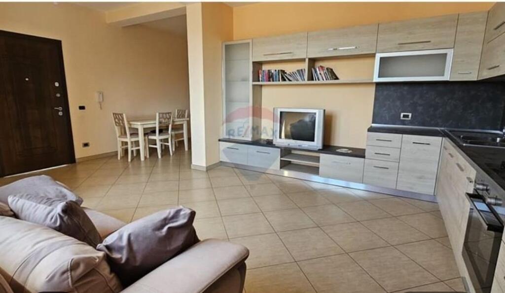 FOR RENT 2 APARTMENTS 2+1+BALCONY ON THE FIRST FLOOR AND ON THE SECOND FLOOR 100m² 50,000 LEKE/ MONTH (SEIT GEGA STREET KODRA E PRIFTIT)