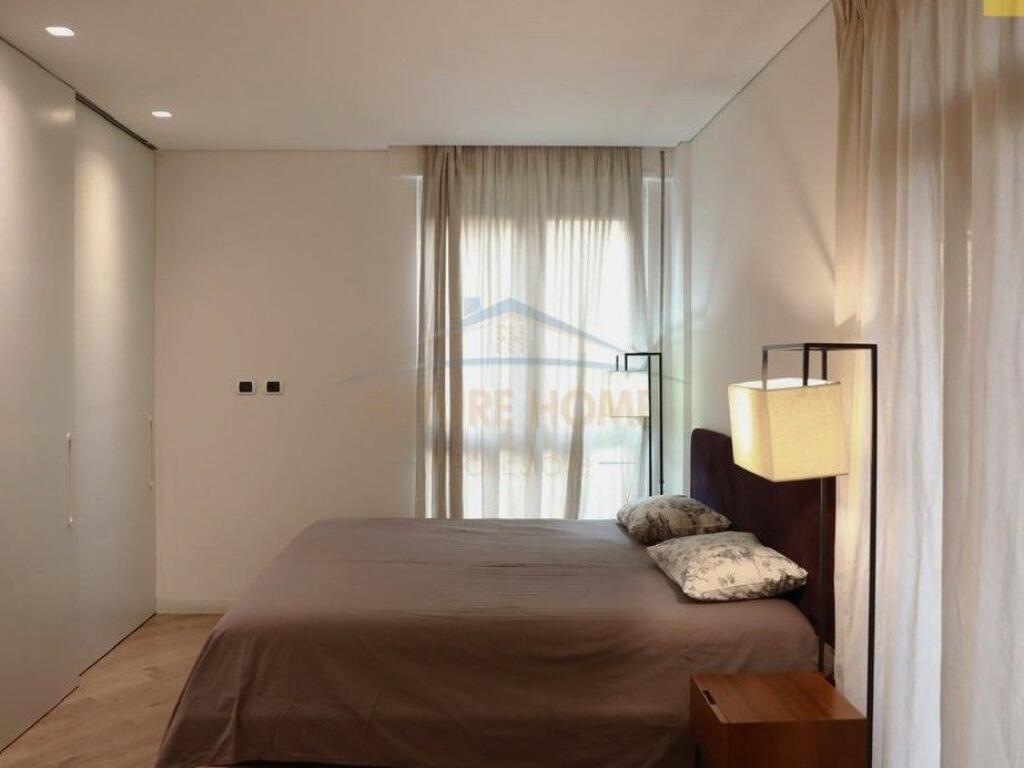 Shitet, Apartament 2+1+2, Selvia, Tiranë.