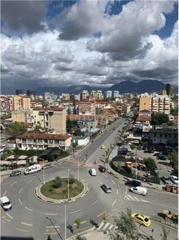 Commercial space for sale opposite Kika 2