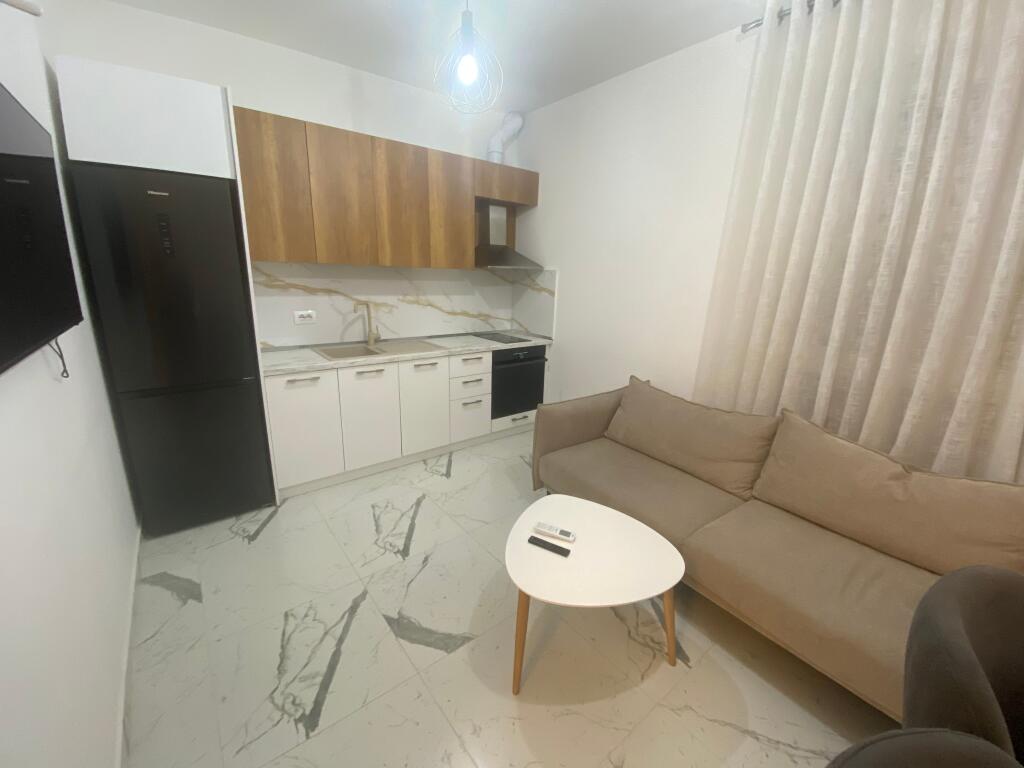 2+1, furnished with parking space, myslym shyri, 750 euro