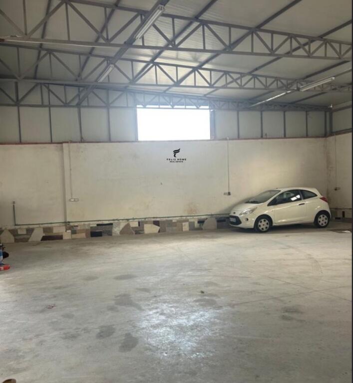 WAREHOUSE FOR RENT 700 ALLIAS M2 3500 EURO