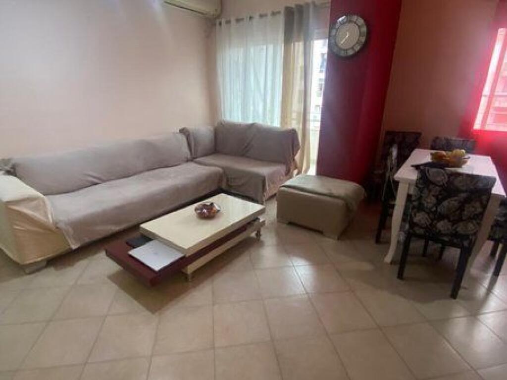 Qera, Apartament 2+1, Misto Mame, Tiranë.