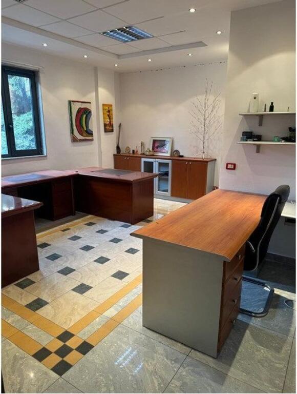 Locale per ufficio in affitto nel Centro!