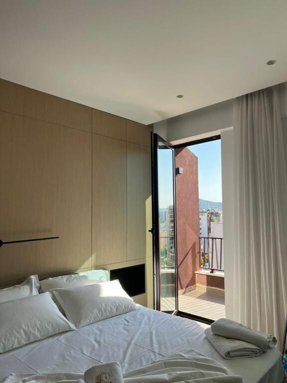 Studio apartment for rent Myslym Shyr