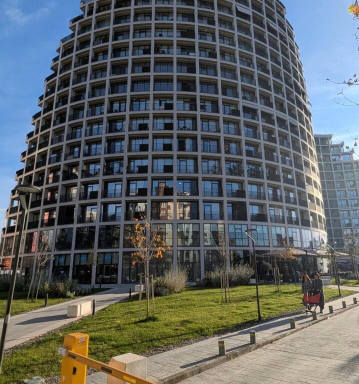 Shitet Apartament 2+1+2 , 📍Lake View