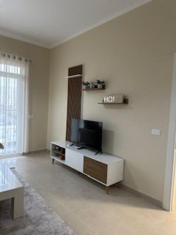 Appartamento 1+1 tra Delijorgjit e Square21 con 650€