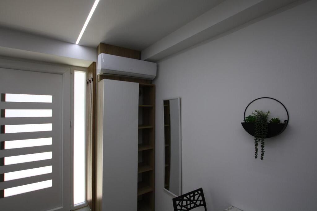 Me Qera : Garsoniere📍21 Dhjetori (Prane Vodafone) - 550€ - Sp.35m² - 100% e Re✨