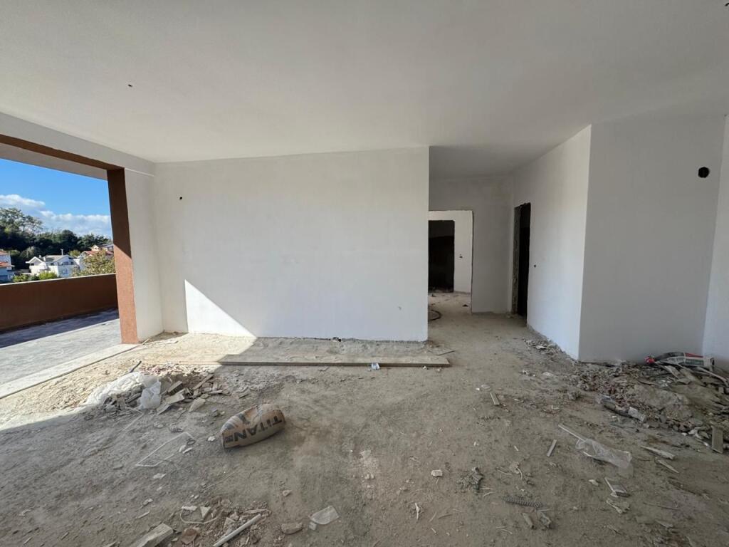 FOR SALE APARTMENT 2+1+2 ELBASAN STREET, BRIGADES BUILDING