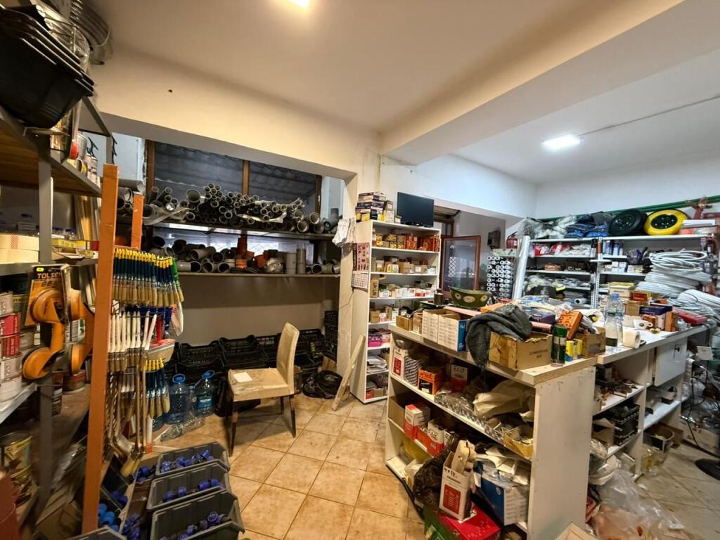 QERA, AMBIENT BIZNESI, KINOSTUDIO, TIRANE ID: 530581013-1