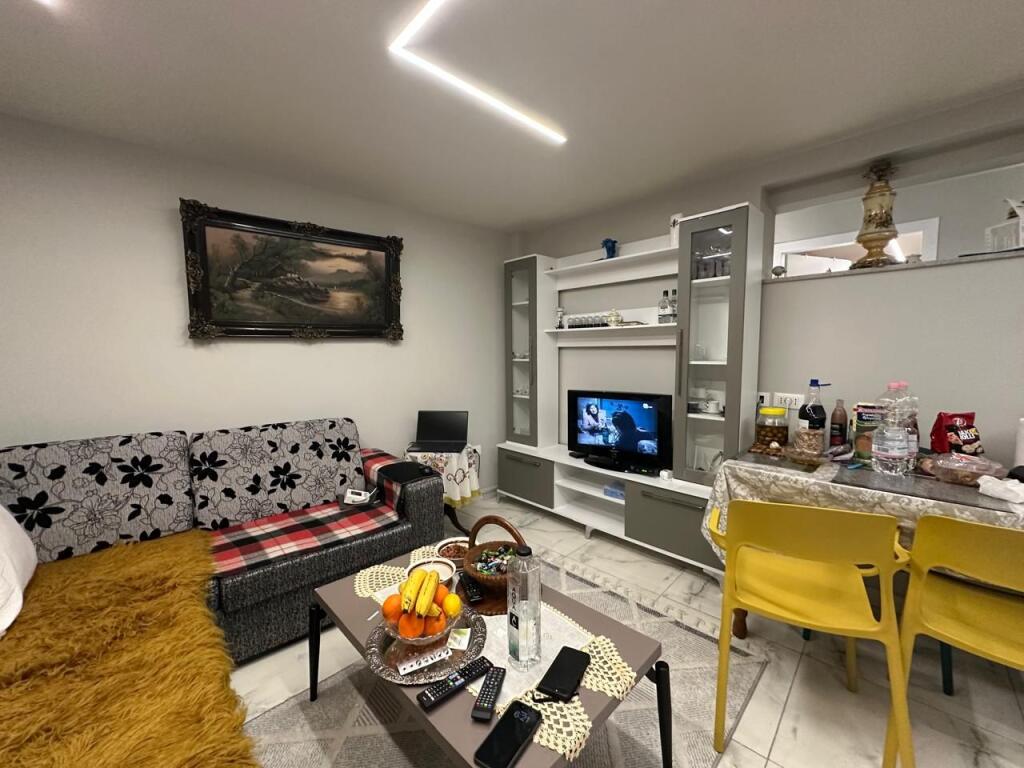 Private House 1+1 for Rent Near the Red School