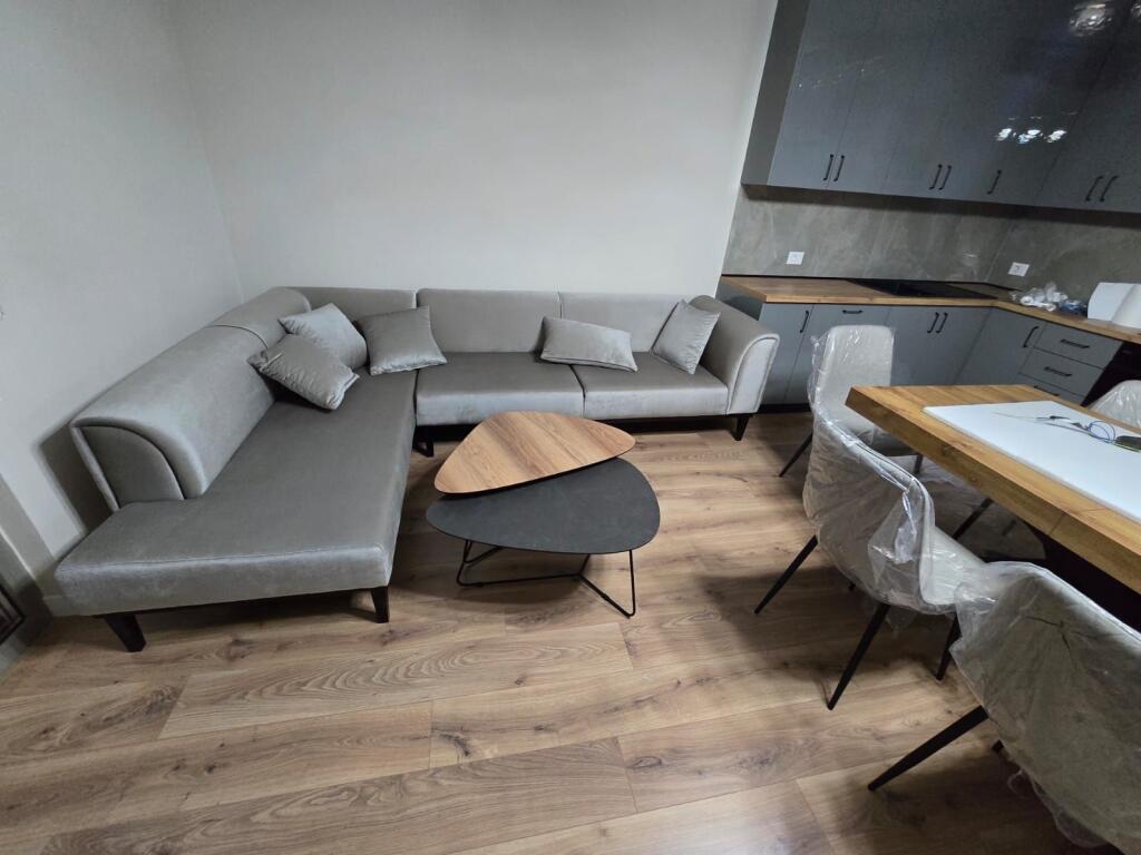 Given 2+1 ,Delijorgj