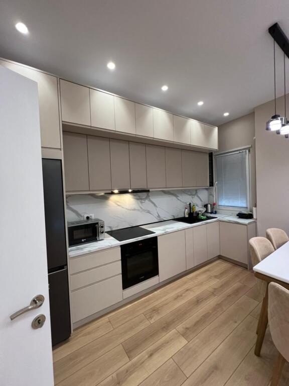 Super apartment for rent 3+1+3