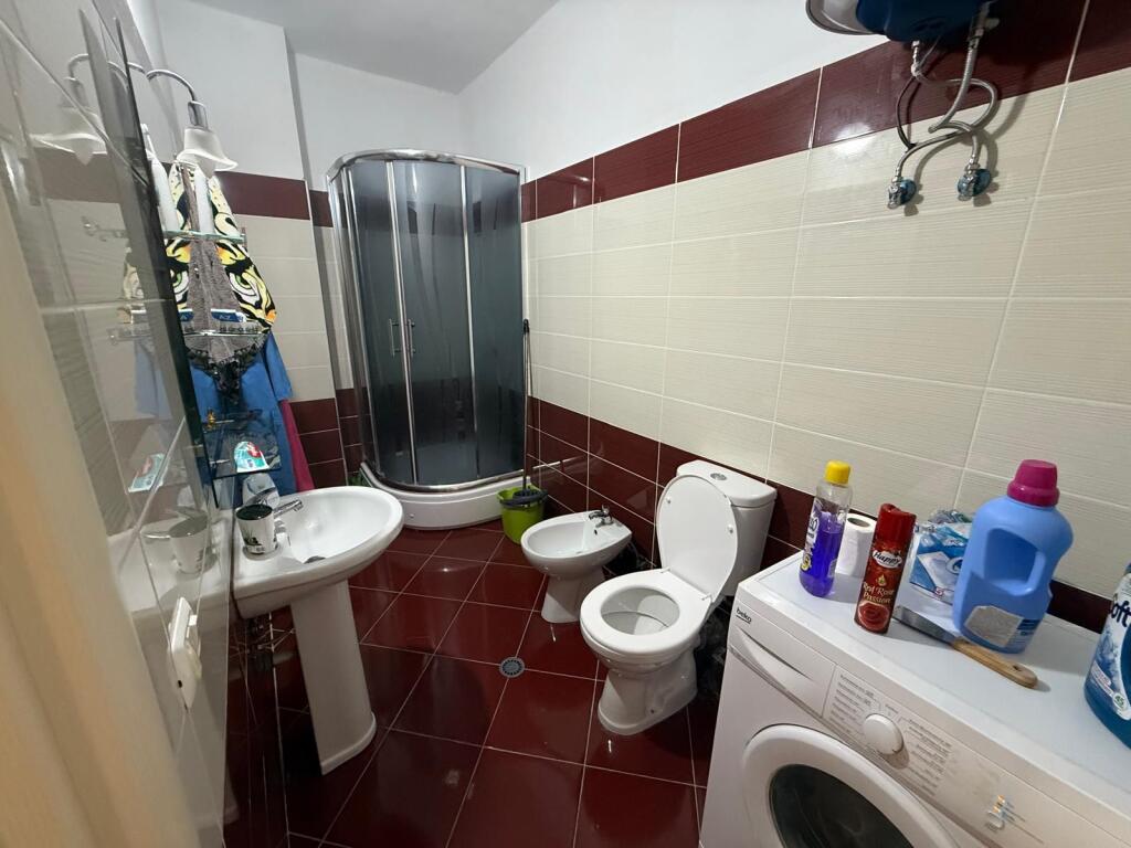 2+1 ME QERA , PLAZH RROTA E KUQE